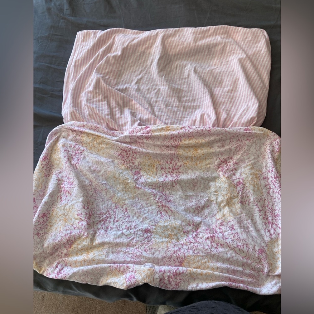 2 Organic Cotton Changing Pad Covers Burt’s Bees and Gerber